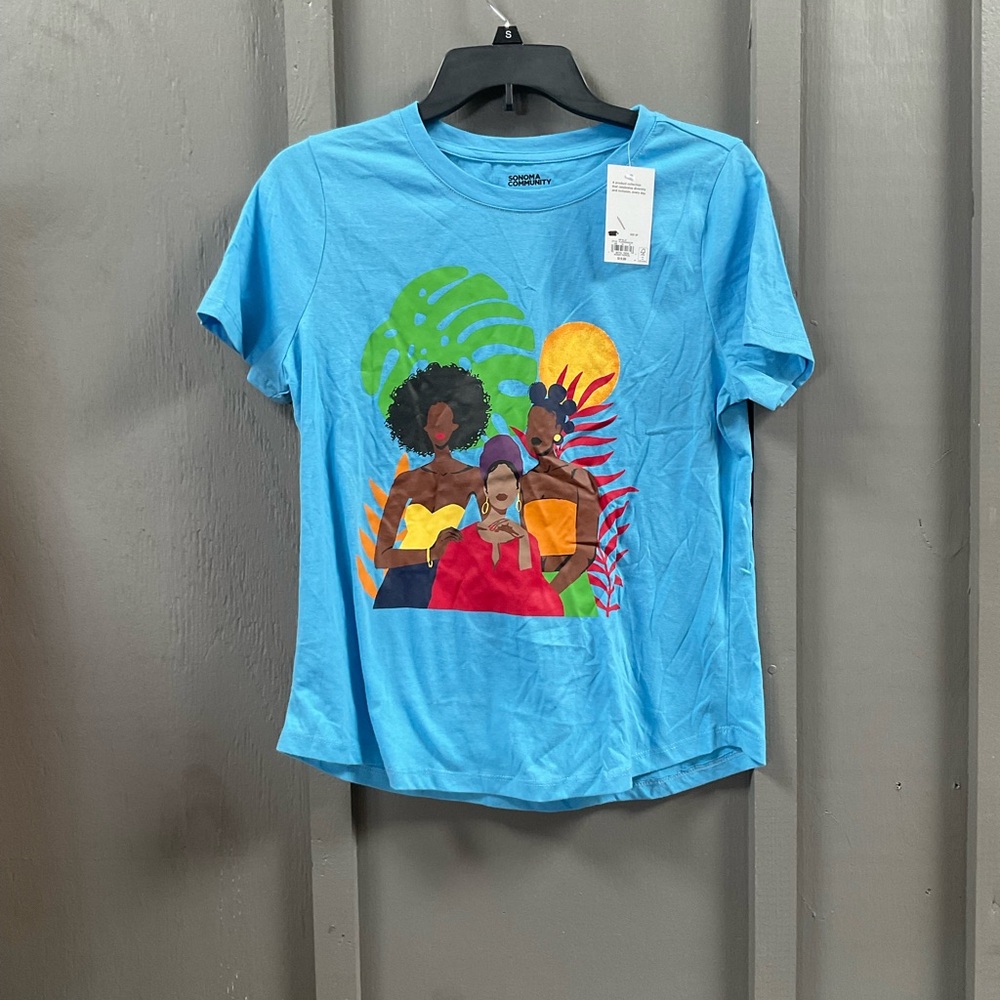 Sonoma community womens tropical blue tshirt